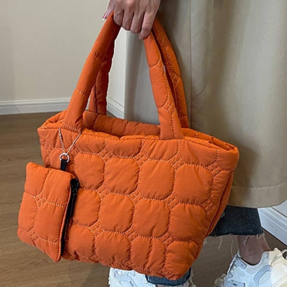 (NWT) Plain Quilted Nylon Puff Tote Bag